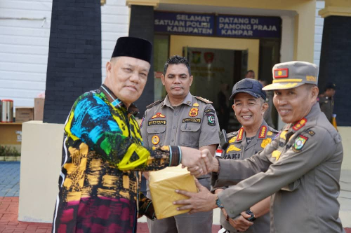Anggota Terbaiknya Purna Bhakti, Kasatpol-PP Kampar Ucapkan Terimakasih Atas Dedikasi