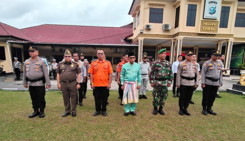 Plt Kasatpol PP Kampar Ikuti Apel Gelar Pasukan Operasi Keselamatan LK 2026