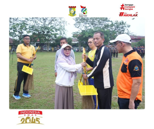 Bupati Ahmad Yuzar Ajak ASN dan Warga Wujudkan Kampar ASRI Lewat Gotong Royong