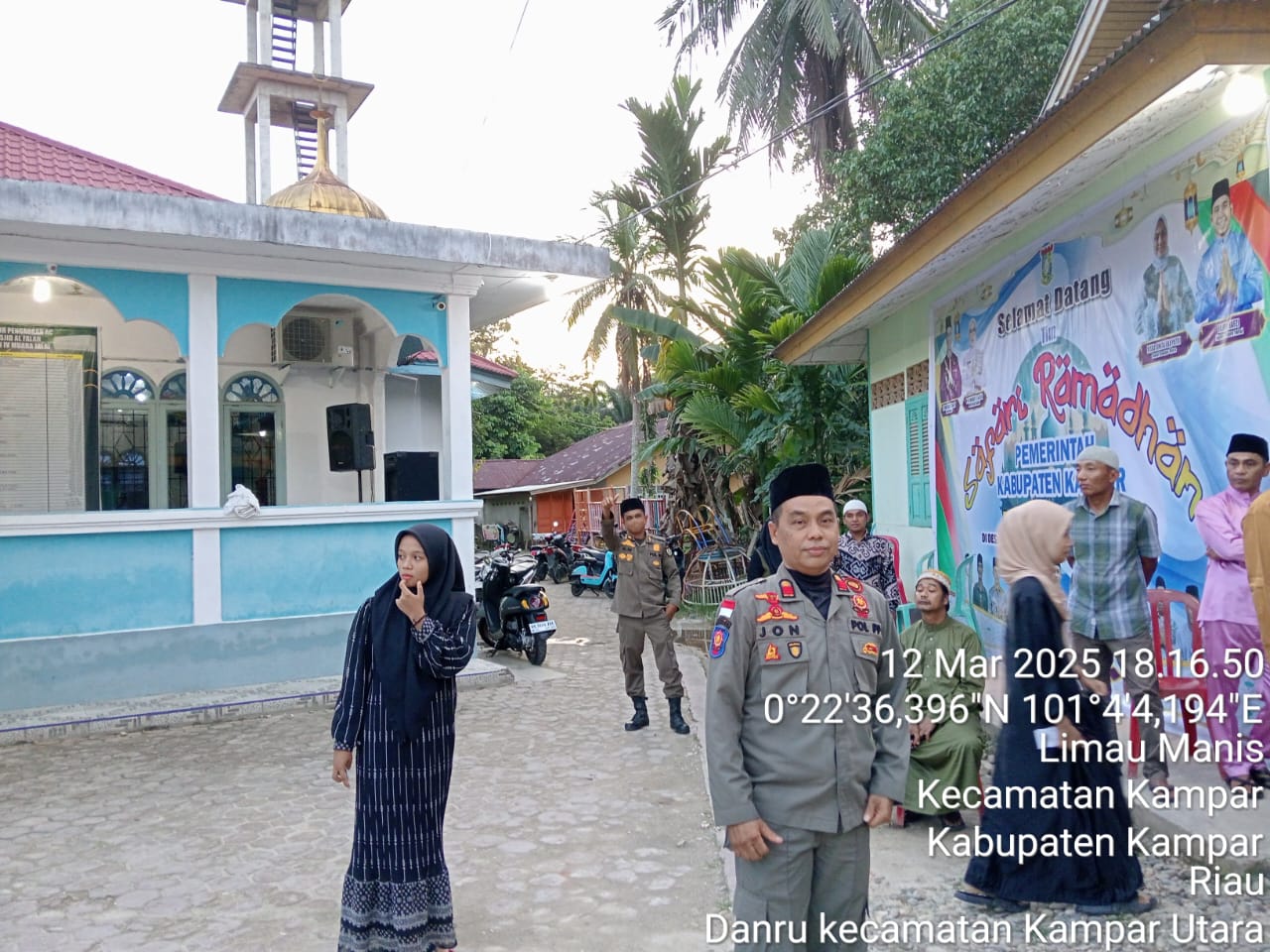 Bupati Ahmad Yuzar Safari Ramadhan di Muara Jalai Dikawal Satpol-PP Kampar