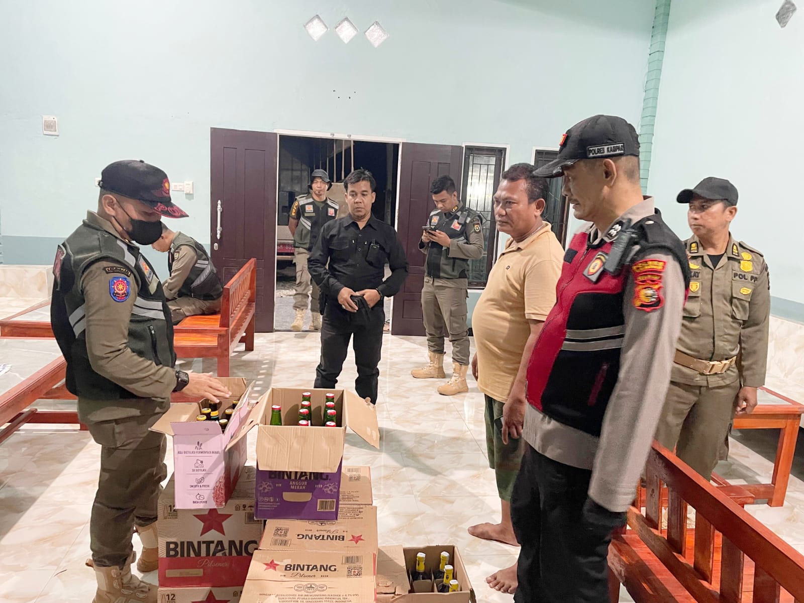 Kedai Remang-remang di Bangkinang Dirazia, Satpol PP Kampar Sita Miras