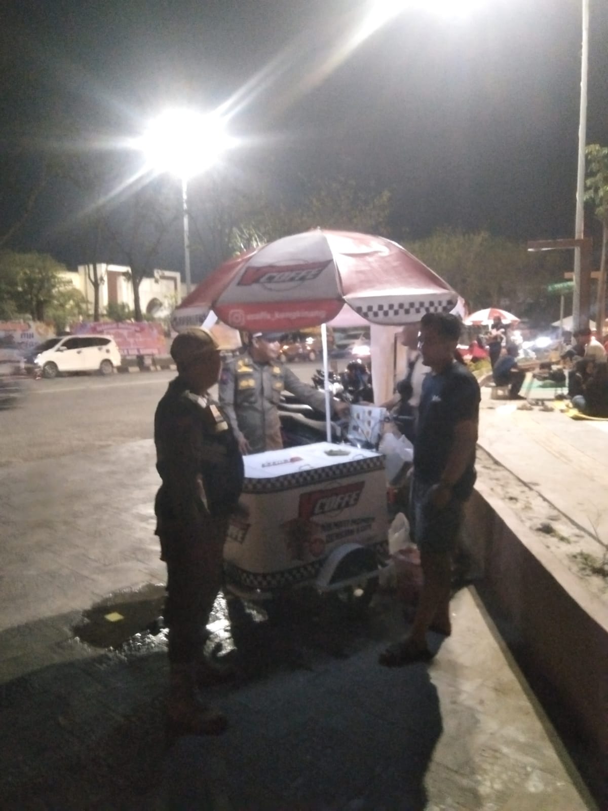 Langgar Perda, Pedagang di Bahu Jalan Ditertibkan Satpol PP Kampar