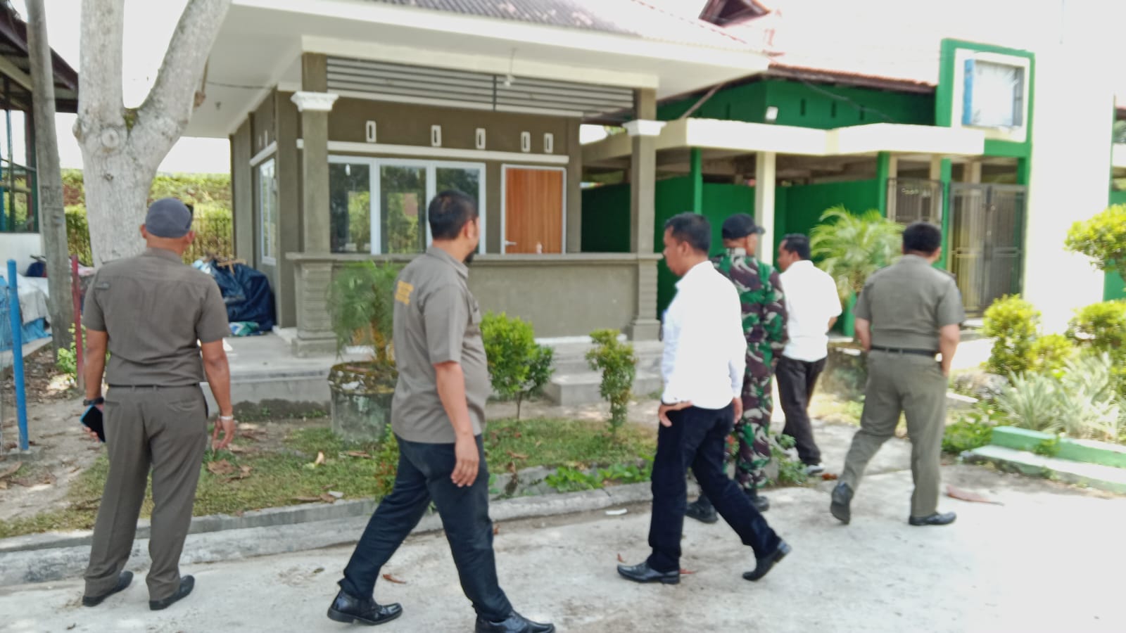 Satpol PP Kampar Tertibkan Warung Makan yang Buka Siang Hari saat Ramadhan